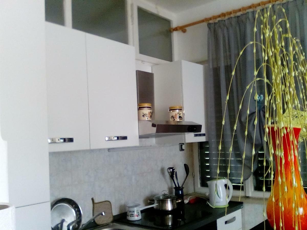 Apartman Mare Пула Екстериор снимка